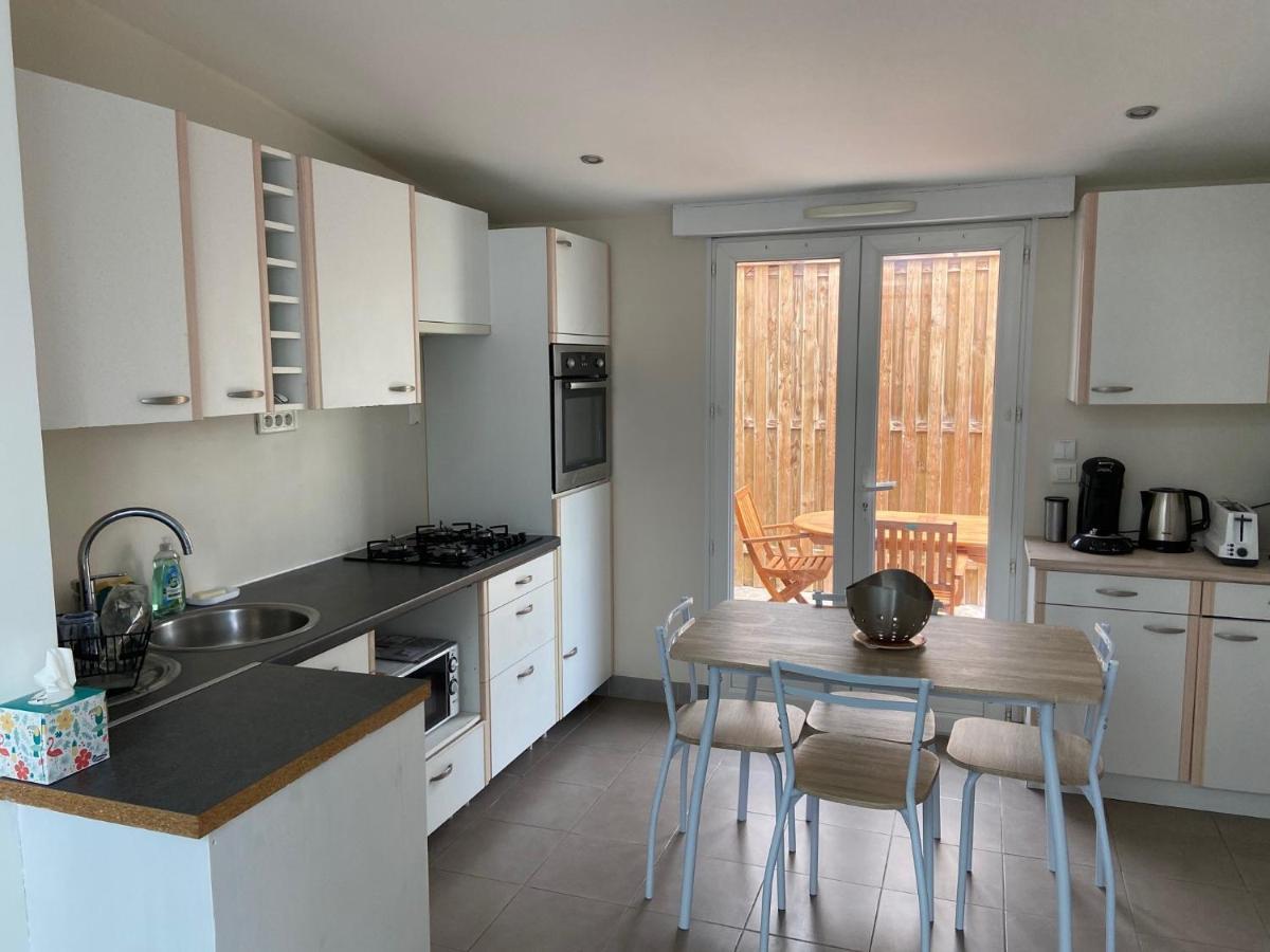 Maisonnette Proche Apartment *